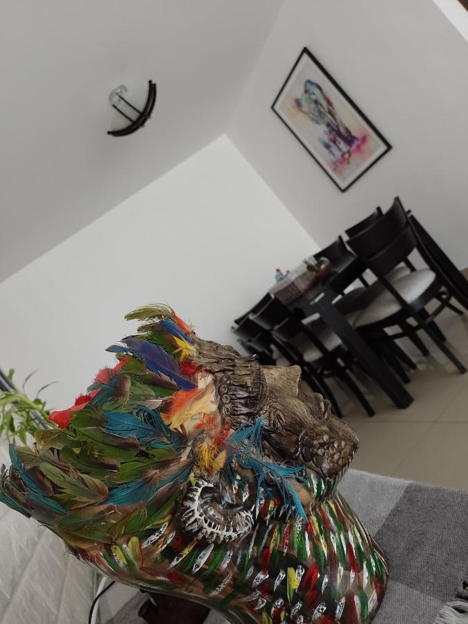 En El Centro Con Cochera Trujillo Dış mekan fotoğraf